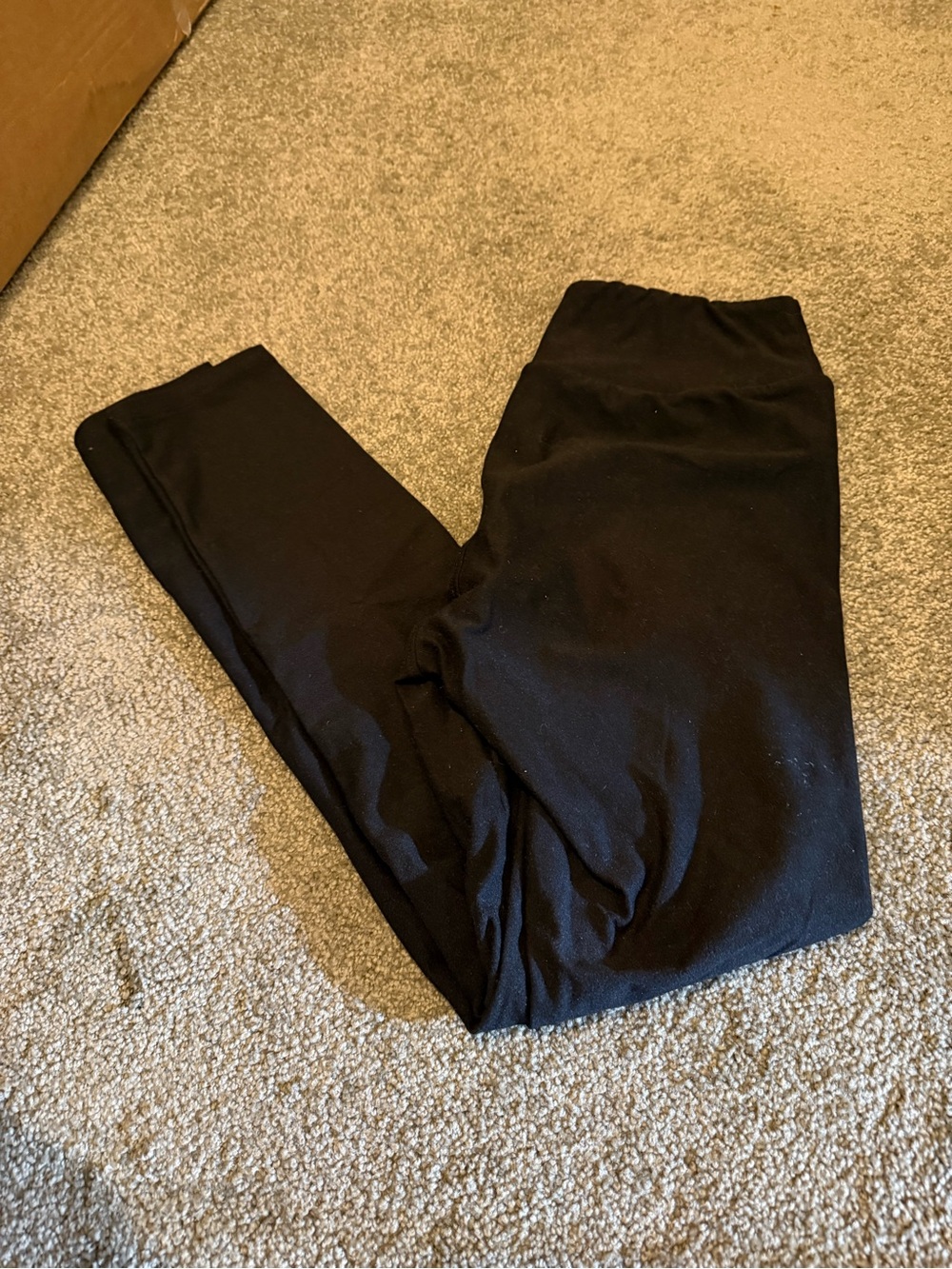 Lularoe Solid Black Full Length Leggings